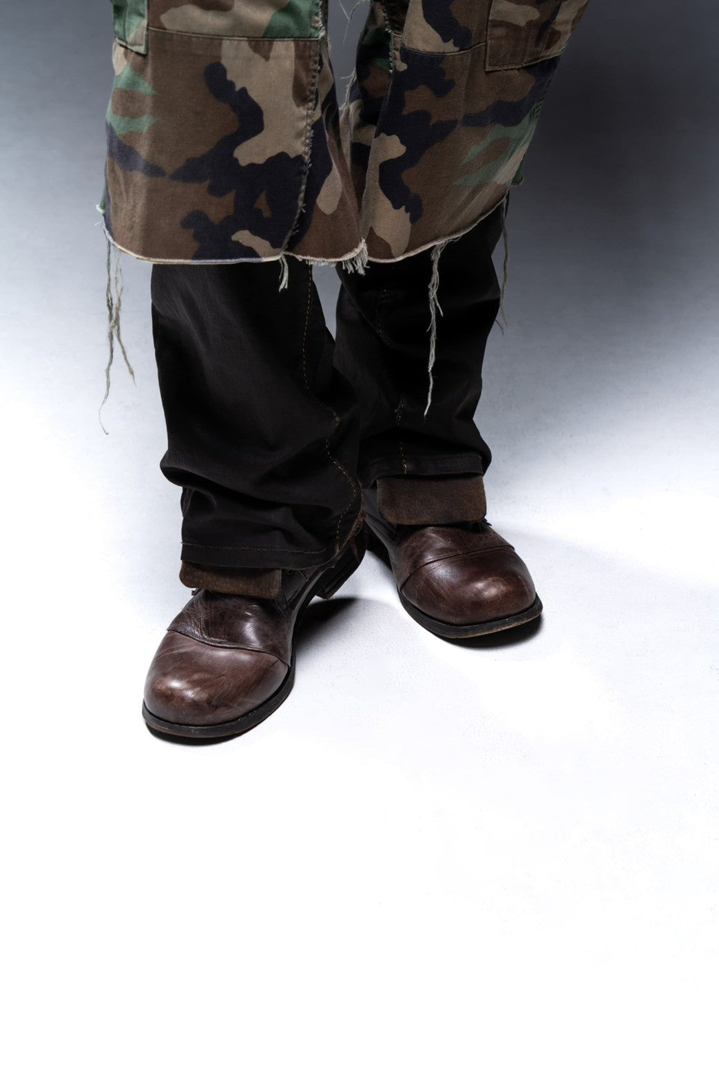 00s serfontaine studs flare pants